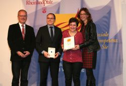 Jugendherberge Speyer als vorbildlicher Arbeitgeber ausgezeichnet
