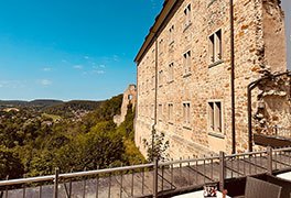 Ausblick von der Burg-Jugendherberge Altleiningen